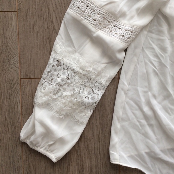 Thalia Sodi Boat Neck Lace Inset Tie Front Blouse - Picture 5 of 6